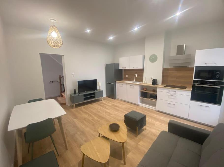 Le Paisiblement Votre 2 Ch, Terrasse, Clim, Park Apartment Montauban Luaran gambar