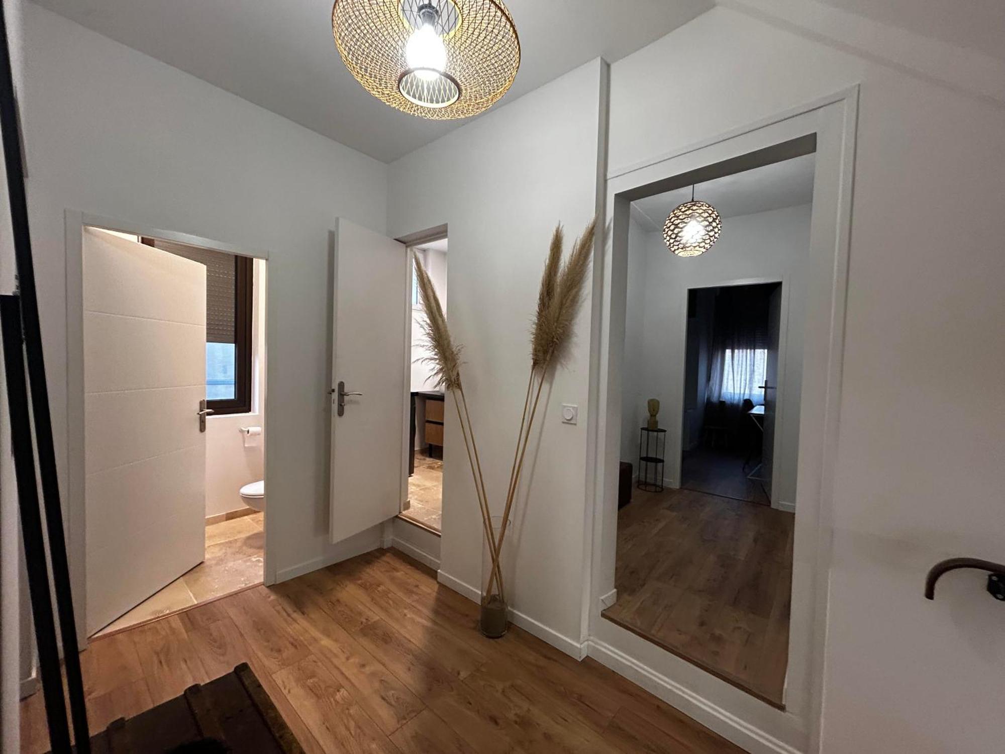Le Paisiblement Votre 2 Ch, Terrasse, Clim, Park Apartment Montauban Luaran gambar